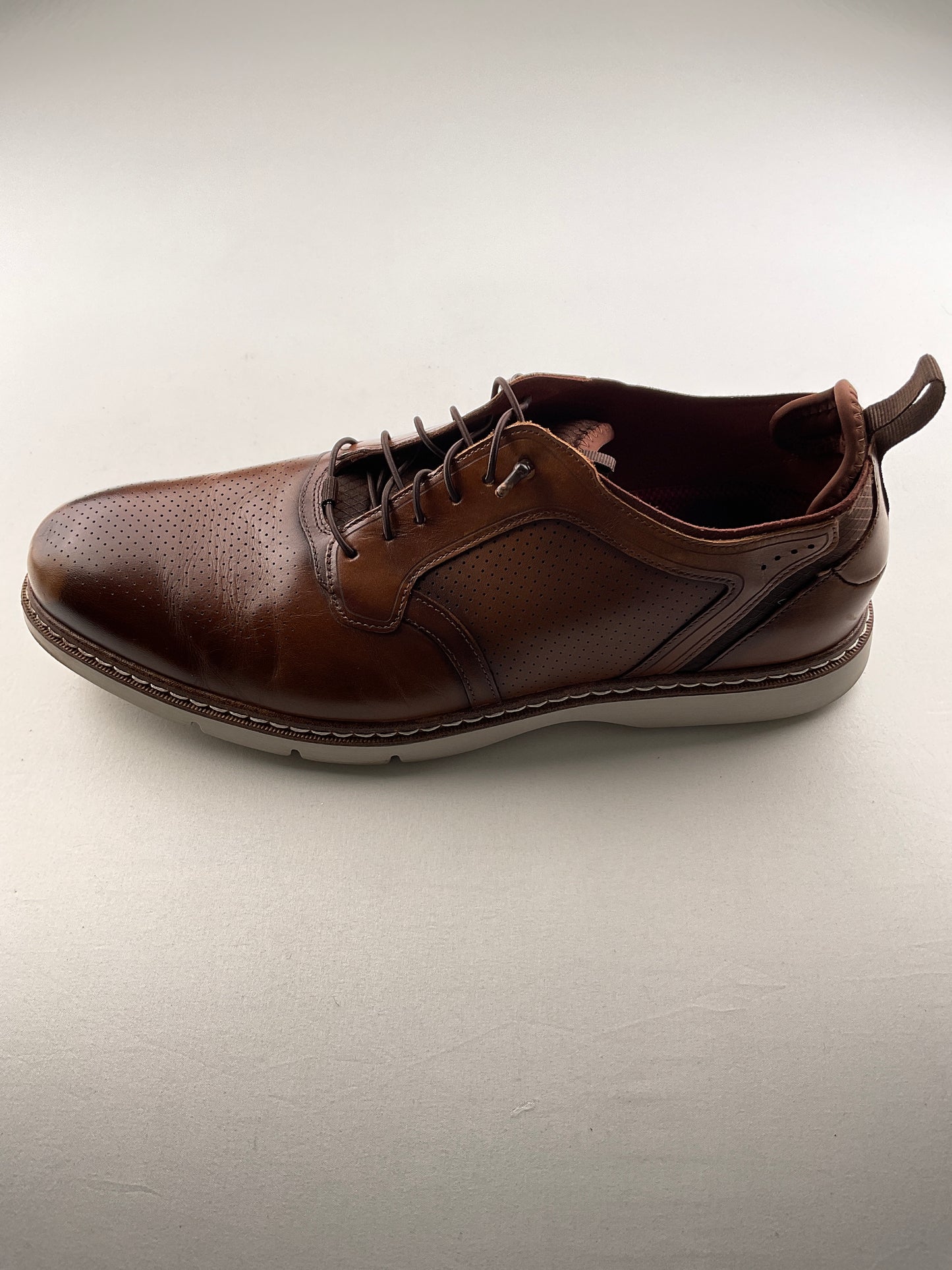 Tenis Marron Stacy Adams