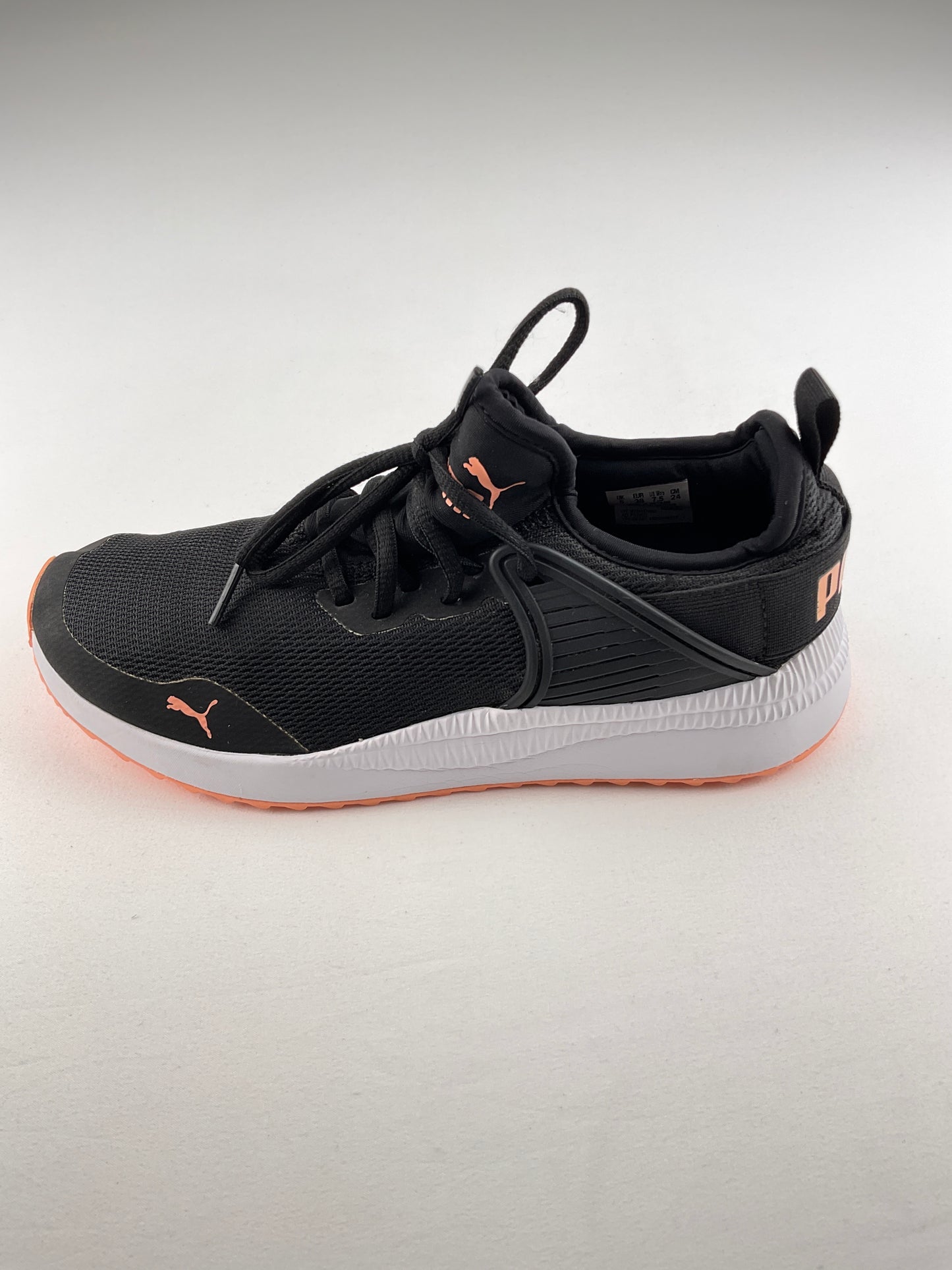 Tenis Negro Deportivo Puma