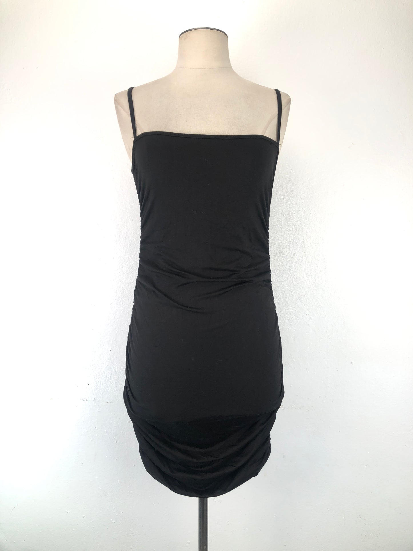 Vestido Negro Variangis