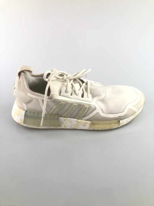 Tenis Crema adidas deportivo