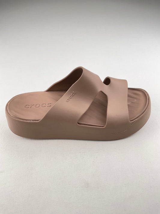 Zapatilla Crema Plataforma Crocs