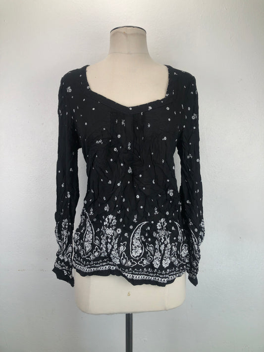 Blusa Negro Floral Lucky Brand