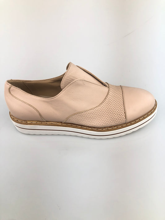 Zapatos Crema Summit
