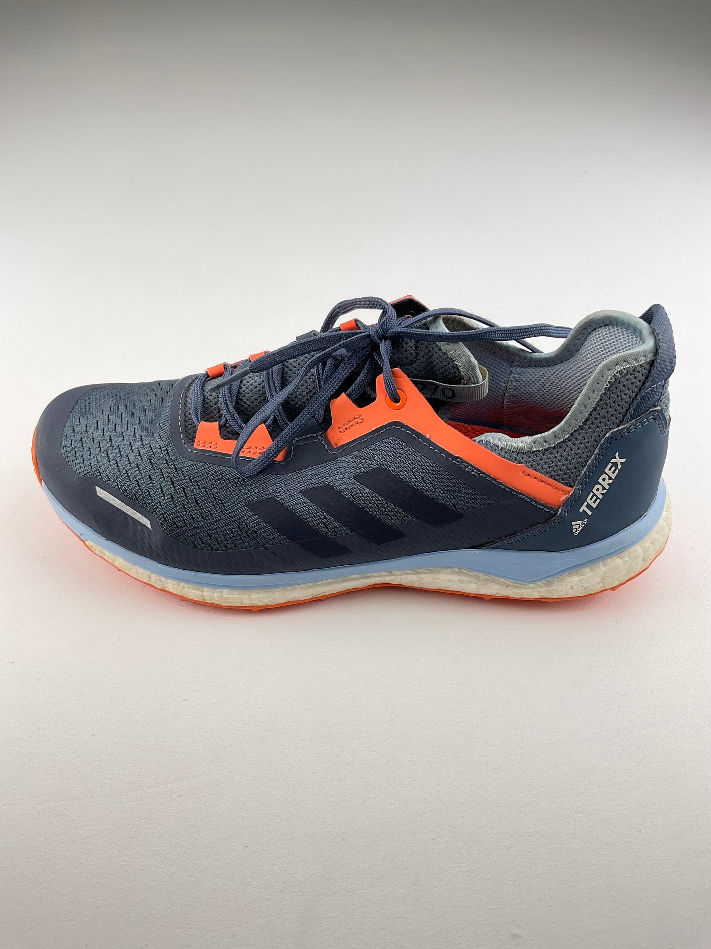 Tenis Gris Deportivo Adidas