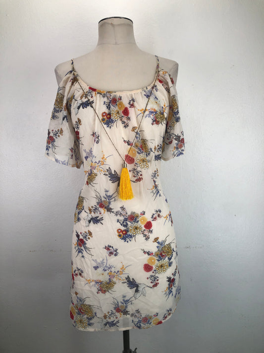 Vestido Crema Floral Bailey Blue