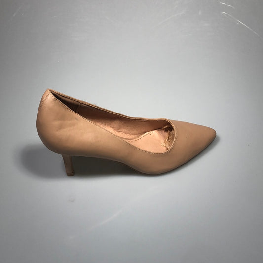 Zapato Nude French Connection