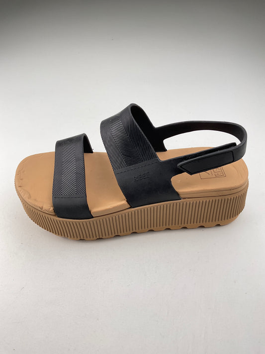 Zapatilla Negro Plataforma Reef