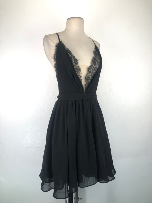 Vestido Negro Etiquette