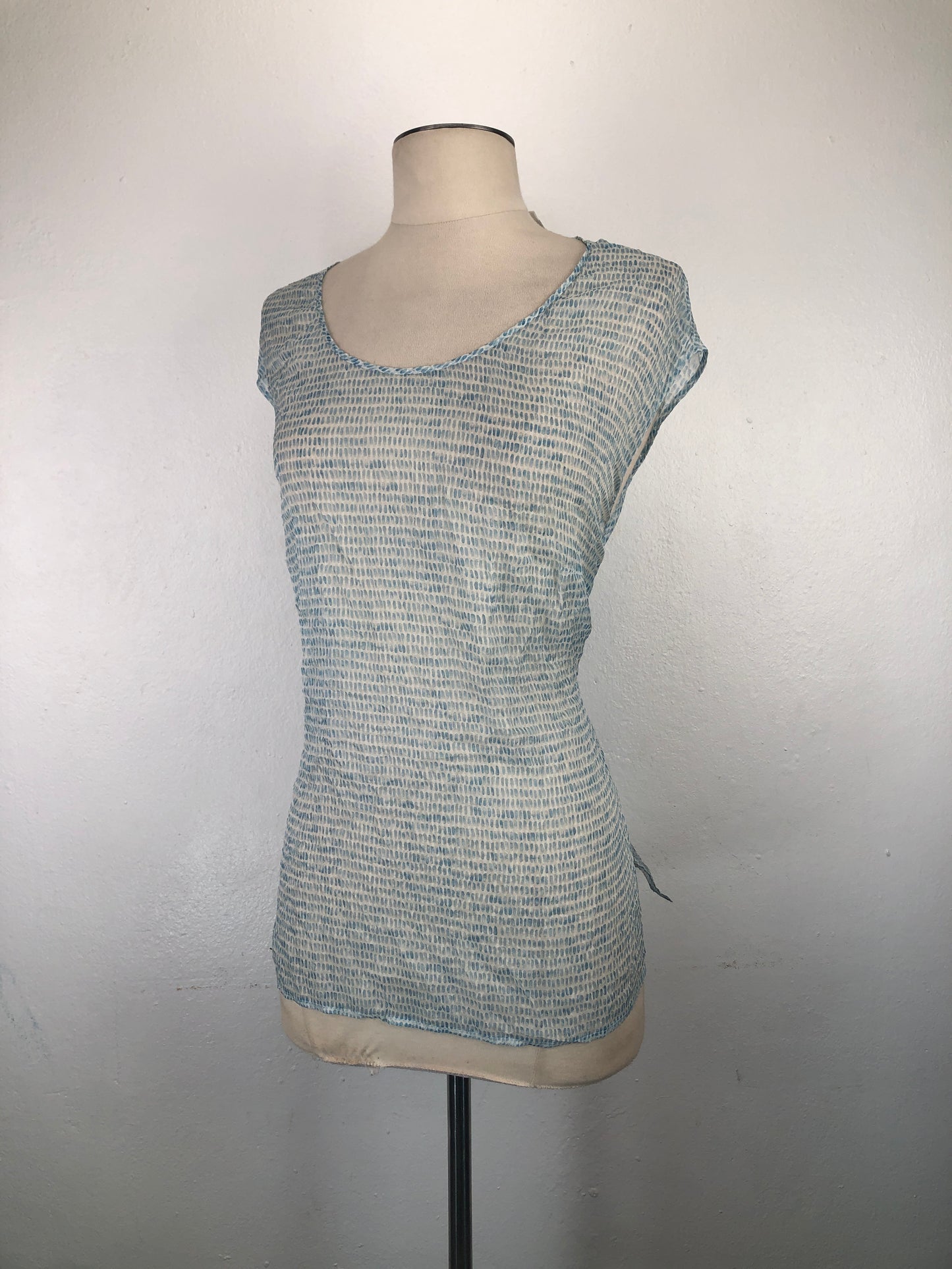 Blusa Azul de Lunares Boss
