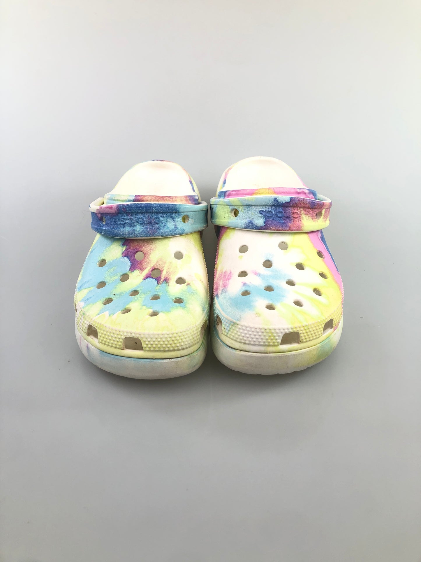 Sandalia Alta crocs Multicolor