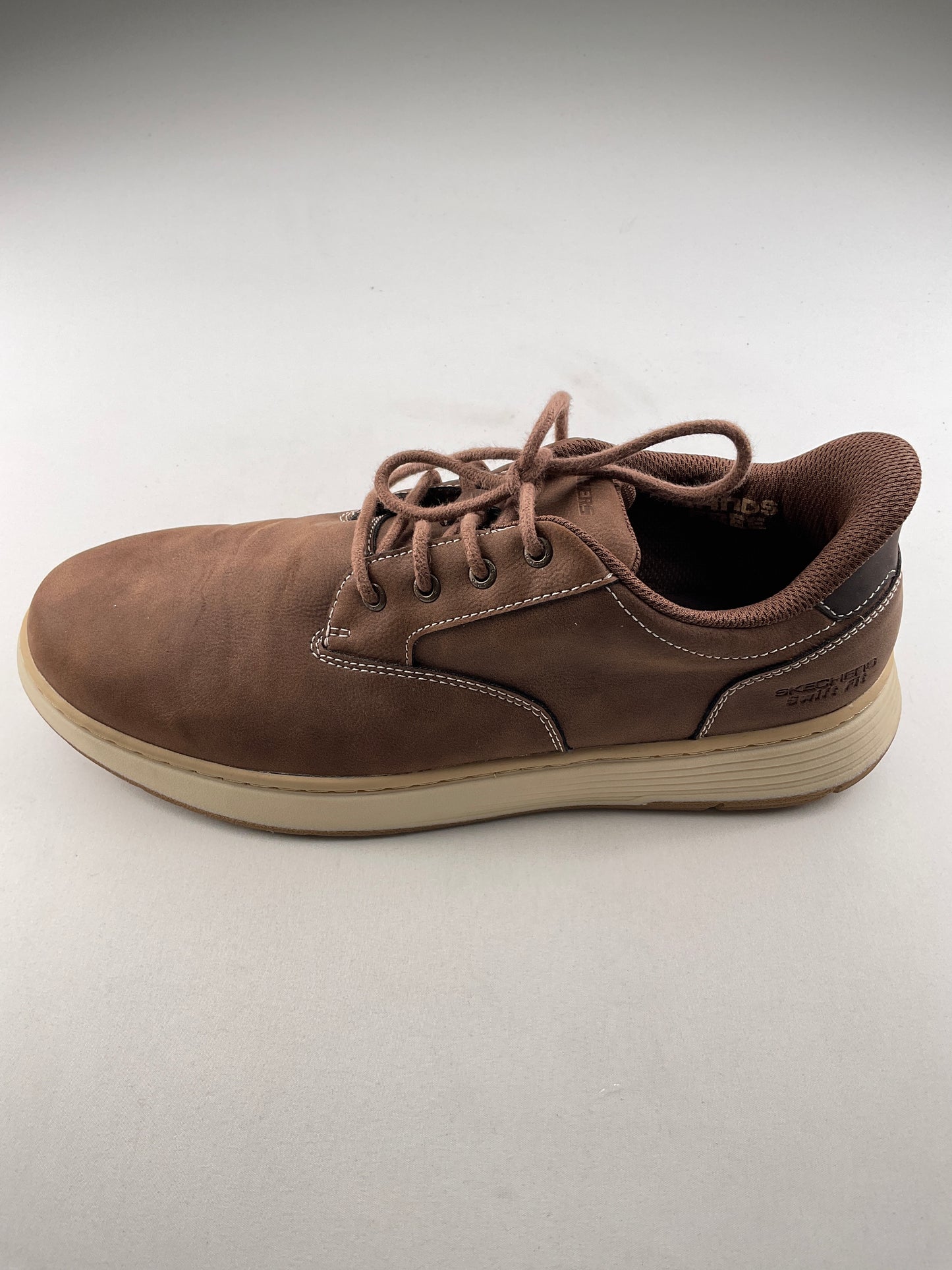 Tenis Marron Skechers
