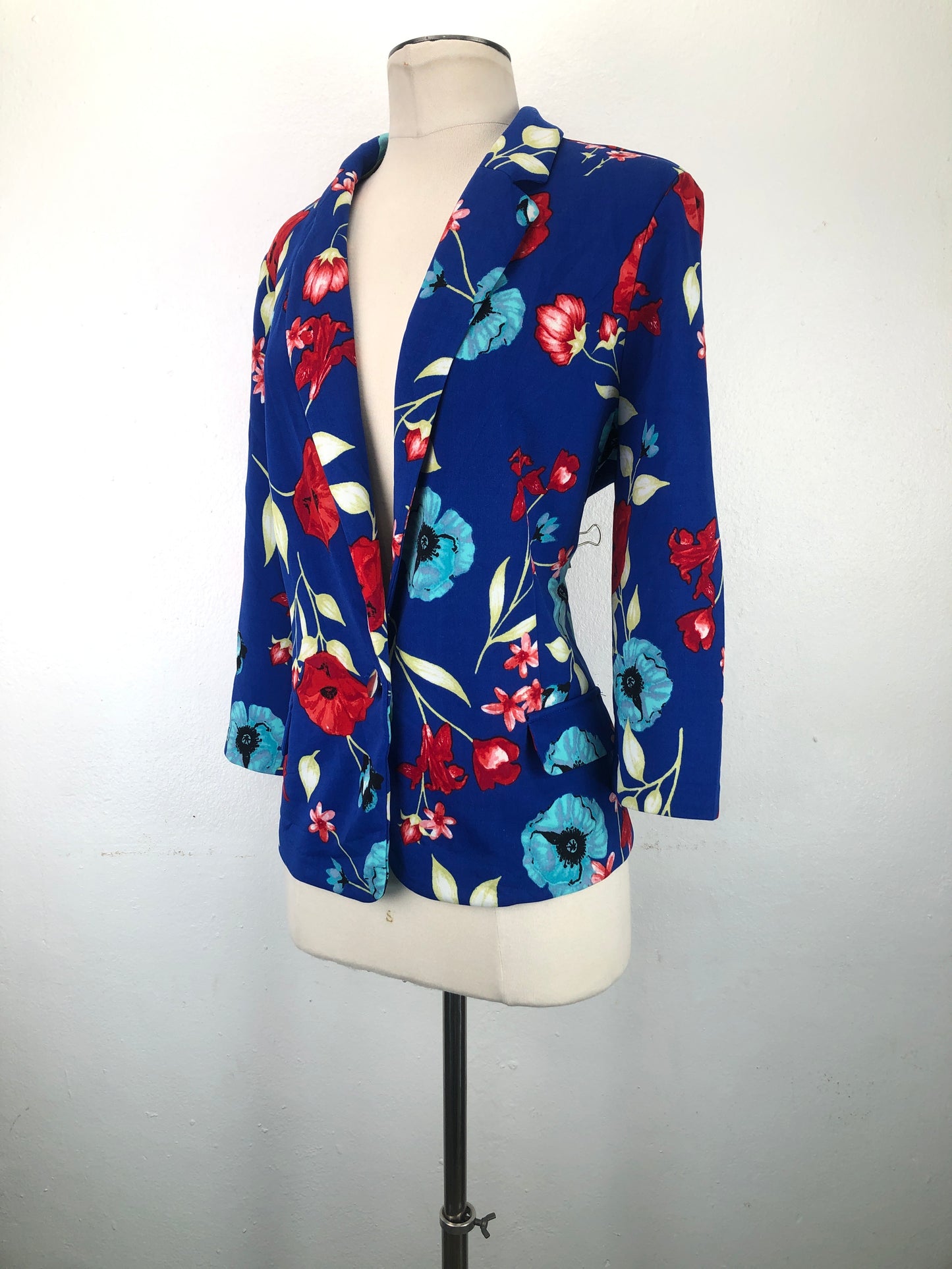 Chaqueta Azul Floral Nycc