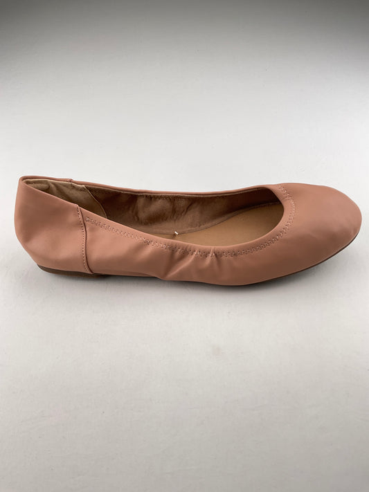 Zapatos Crema Amazon Esssentials