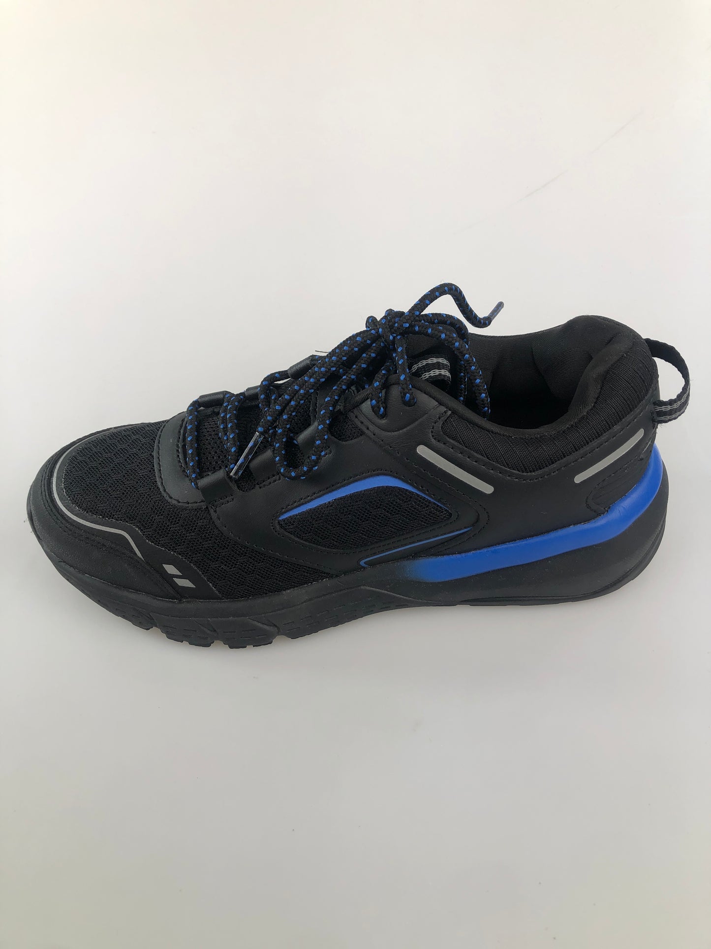 Tenis Negro Deportivo Survivors