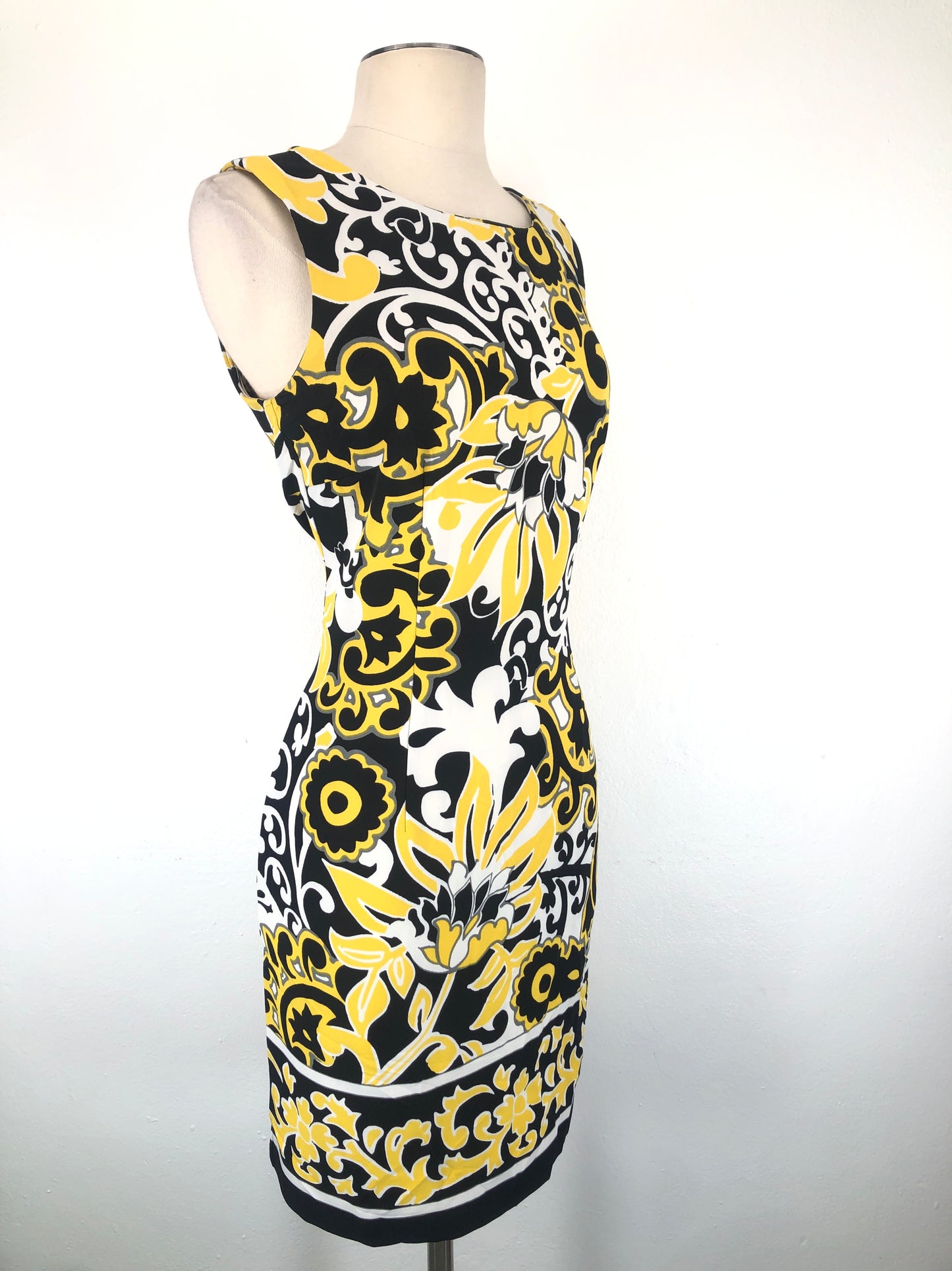 Vestido Amarillo de Flores Ronni Nicole