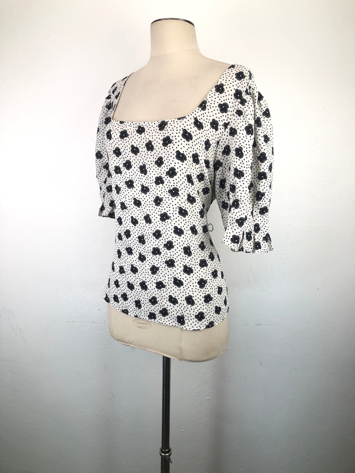 Blusa Blanco de Flores Ann Taylor