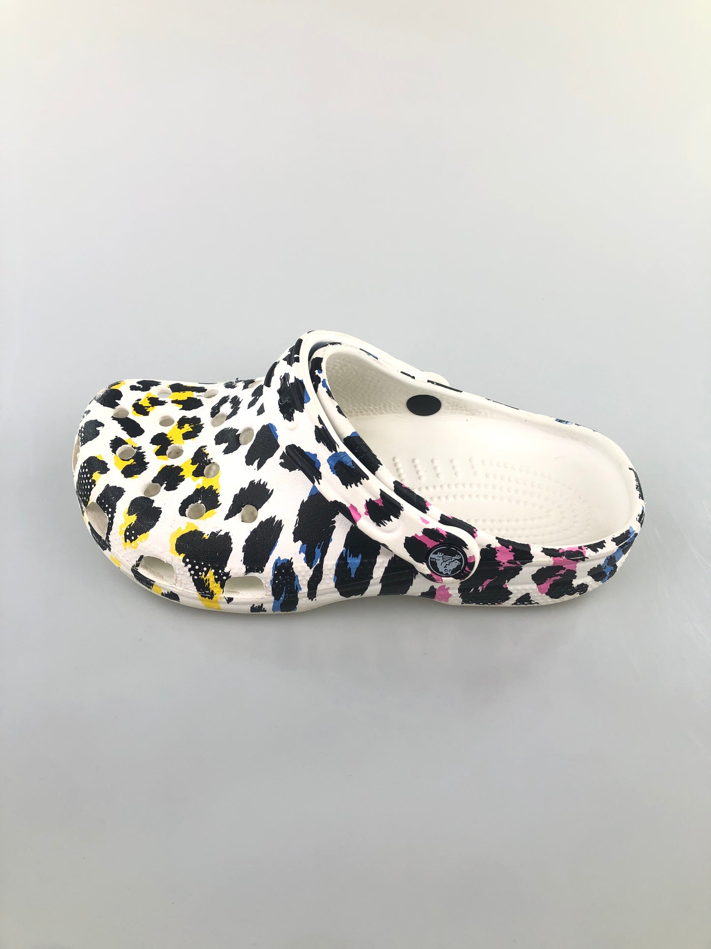 Sandalia Multicolor Crocs