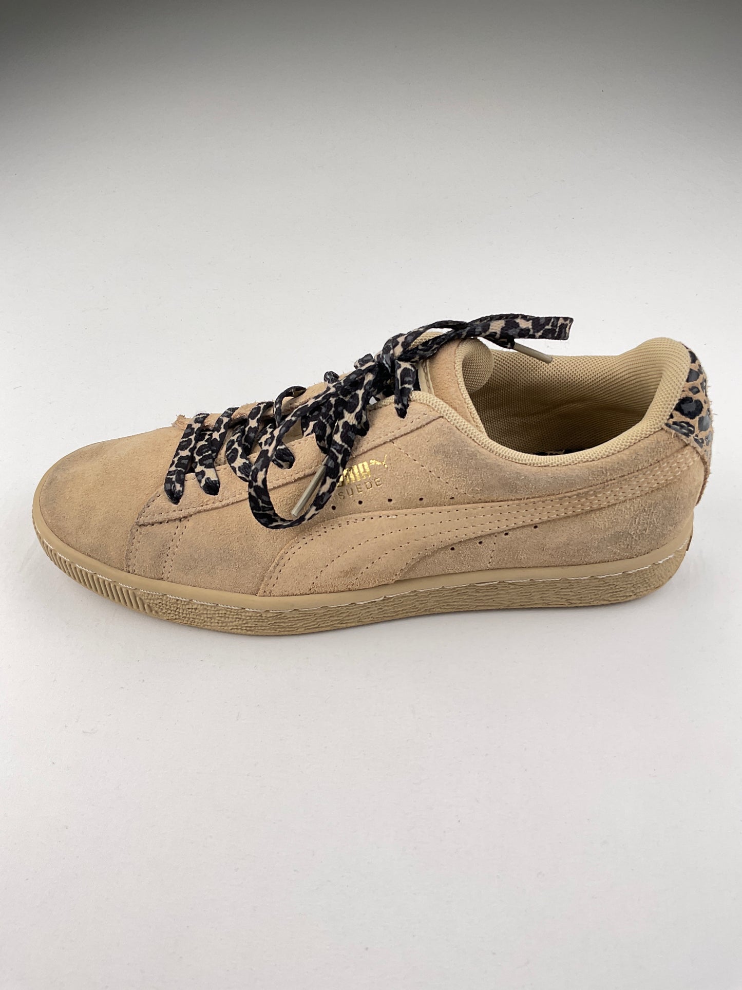 Tenis Maronn claro Puma