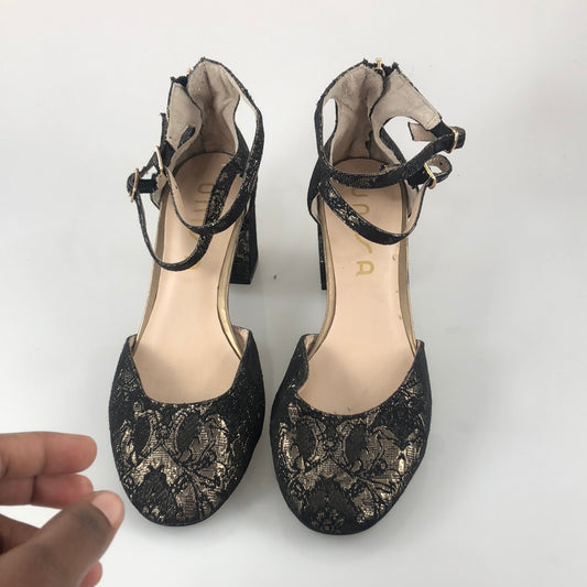 Zapatilla Negro Unisa