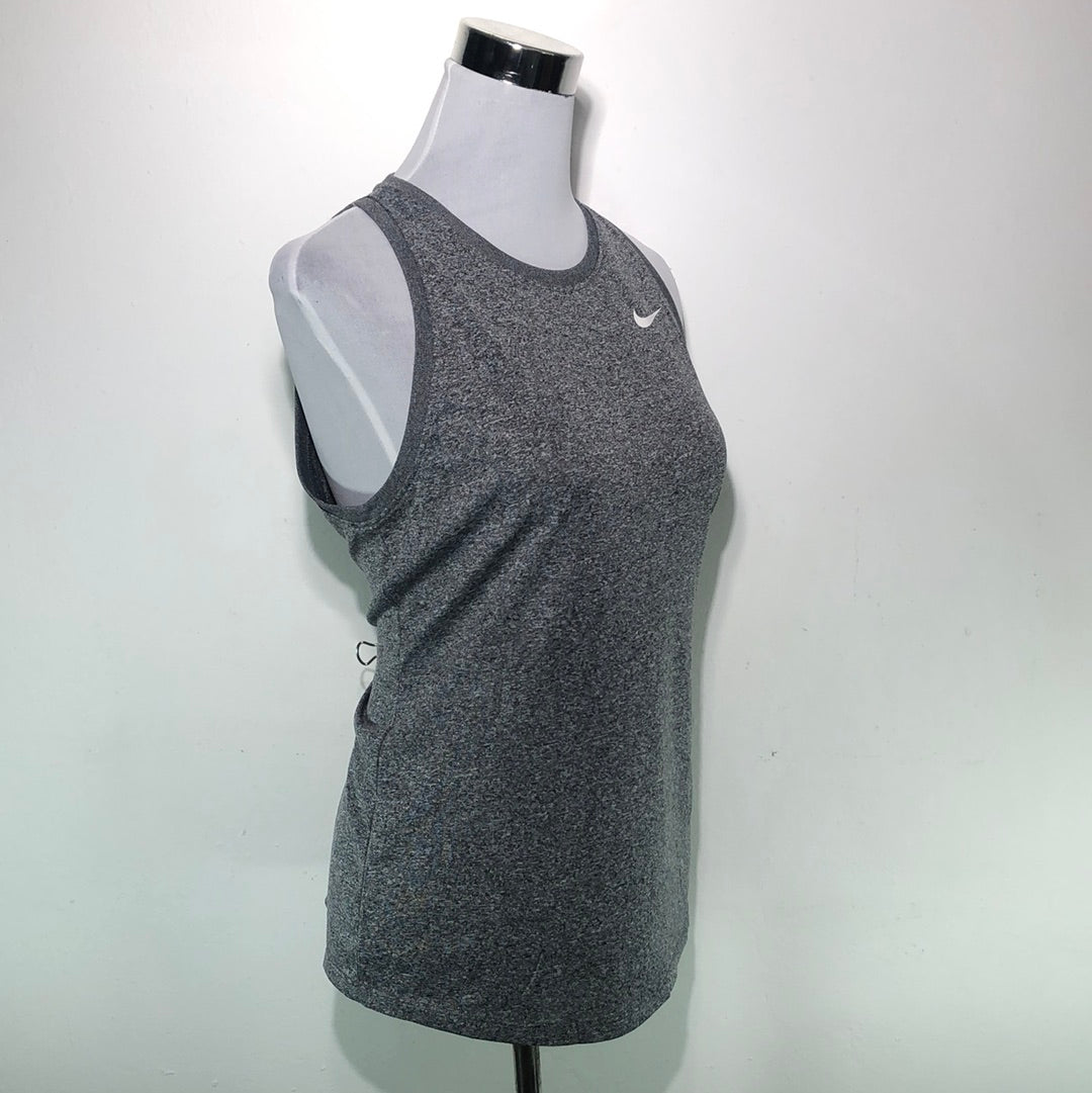 Camiseta Gris Nike Tee