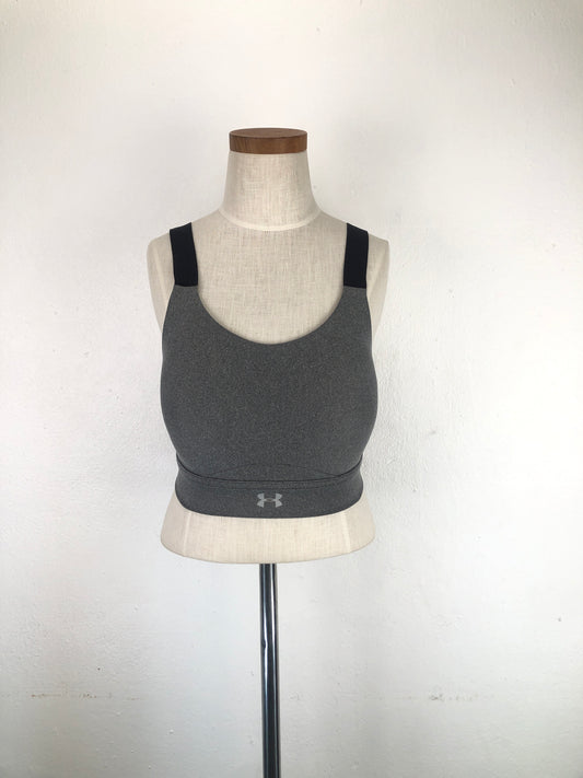 Blusita Gris Deportivo Under Amour