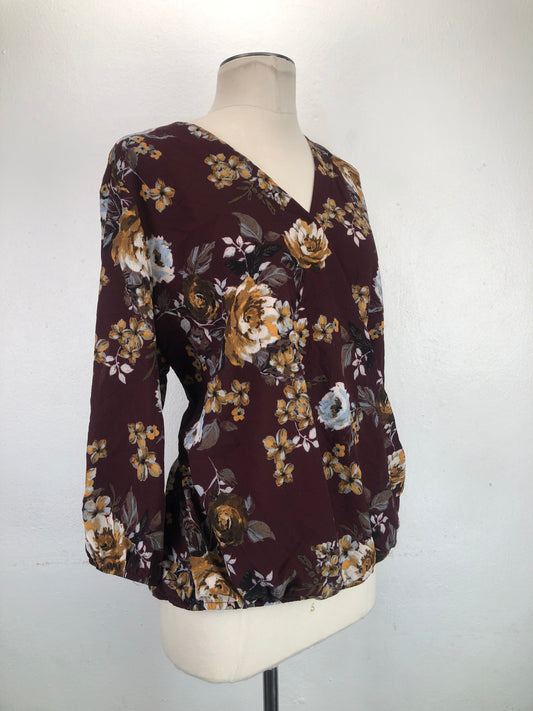 Blusa Rojo vino de Floral Apt.9