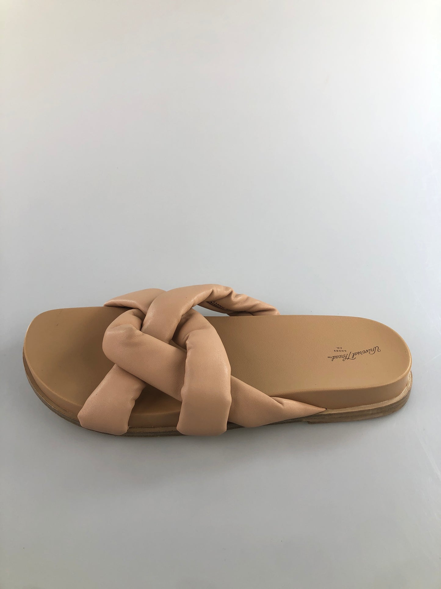 Sandalia Crema Universal Thread
