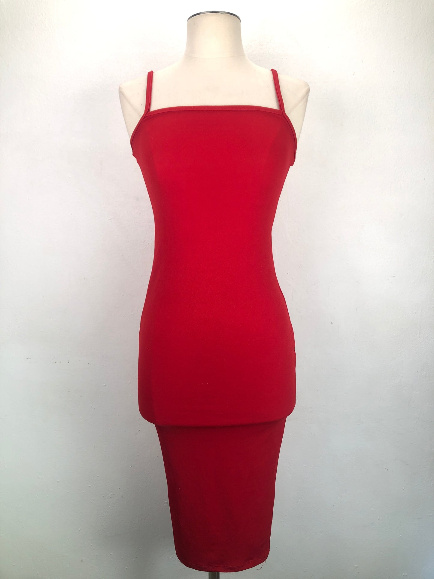 Vestido Rojo Prettylittlething
