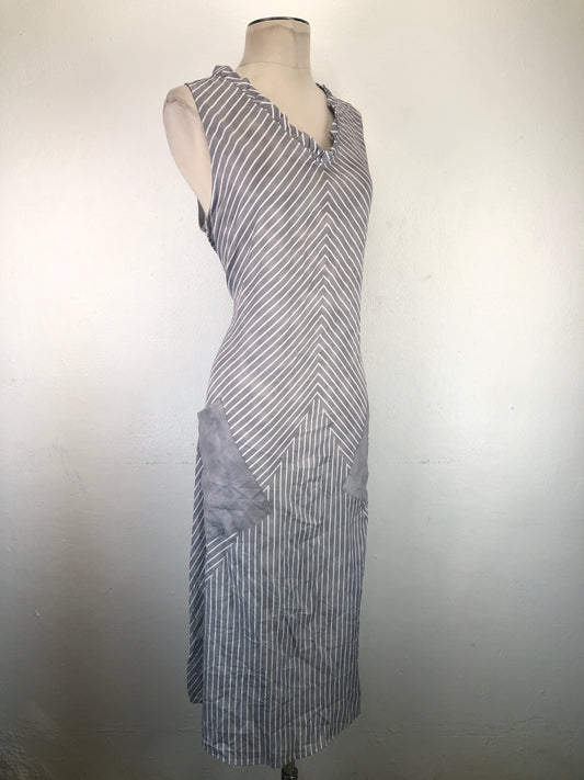 Vestido Gris de Rayas Variangis