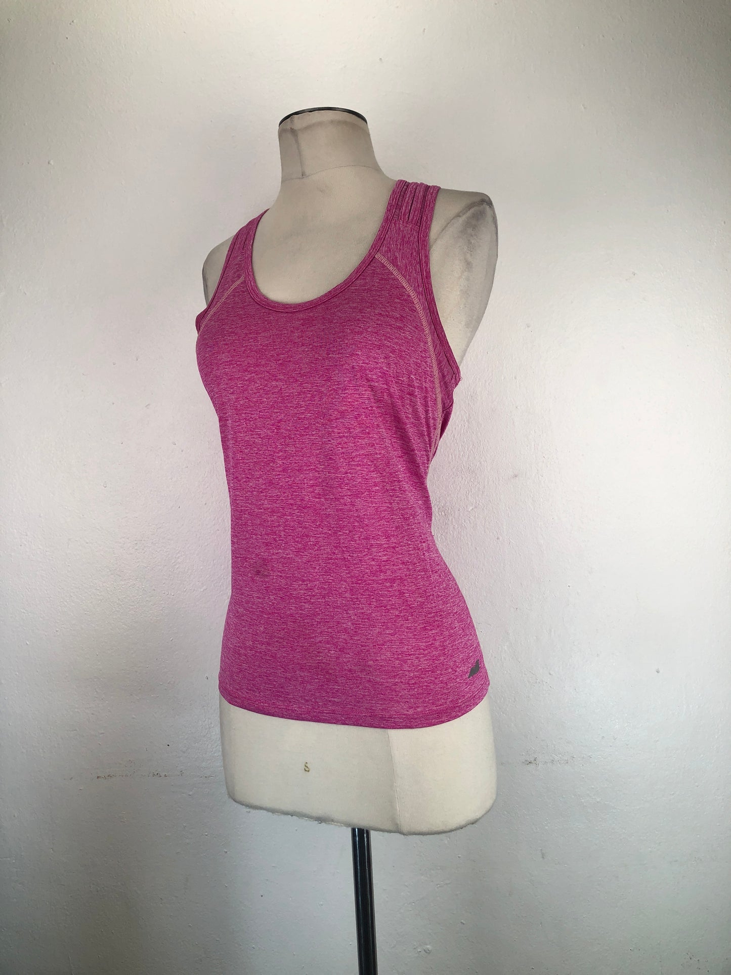 Blusa Rosado Deportivo Avia