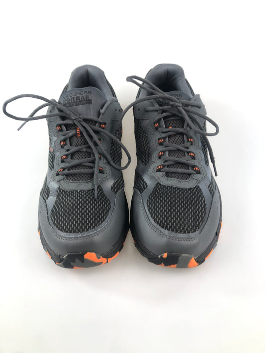 Tenis Gris Deportivo Skechers Go trail