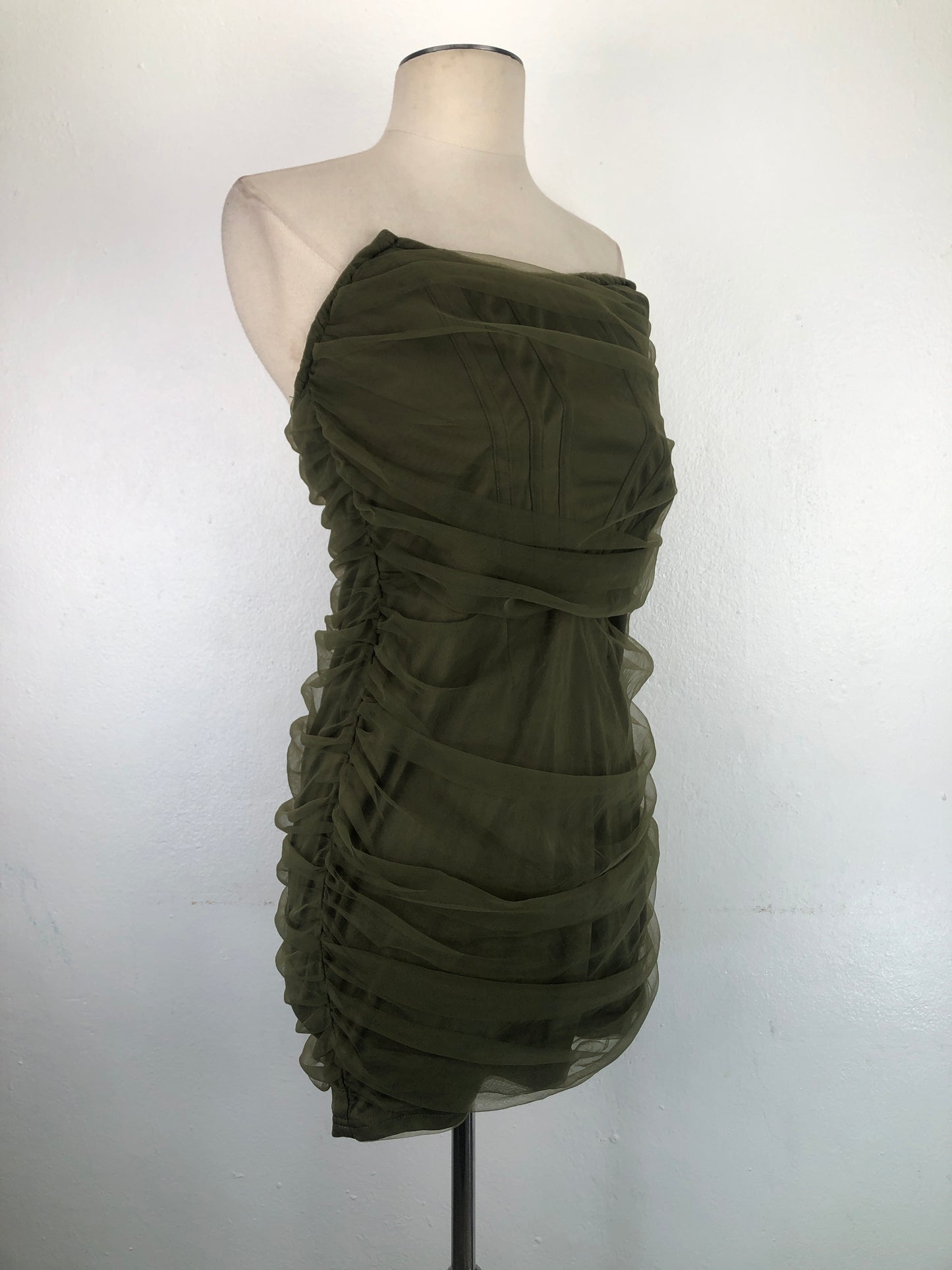 Vestido Verde Prettylittlething