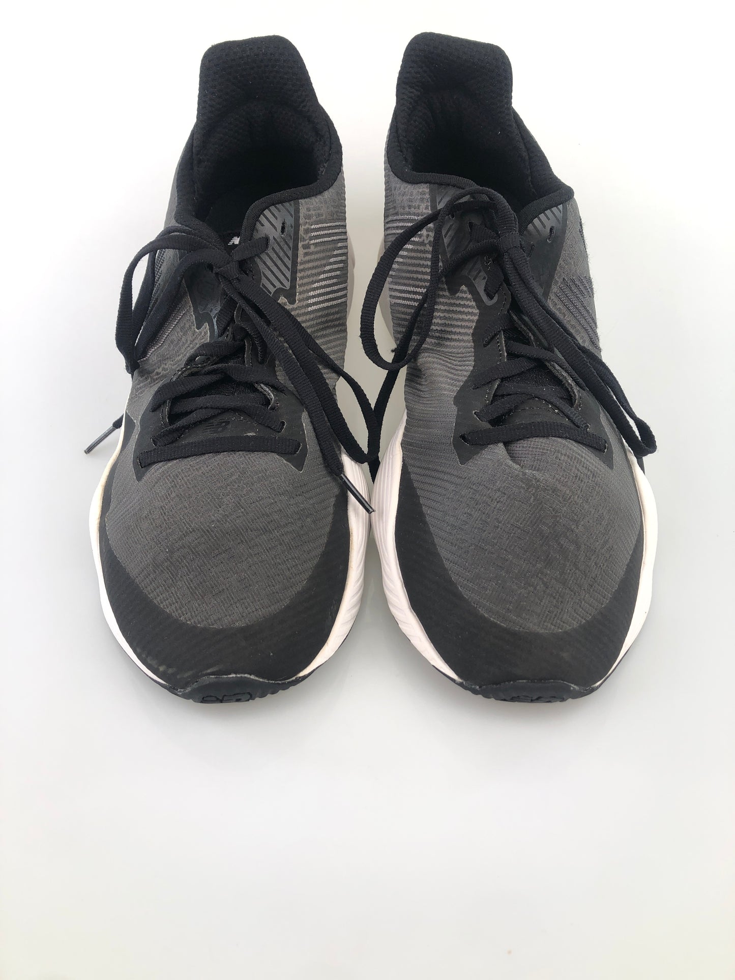 Tenis Gris New balance Deportivo
