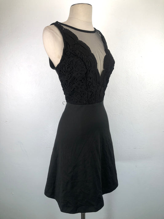 Vestido Negro Grace Karin