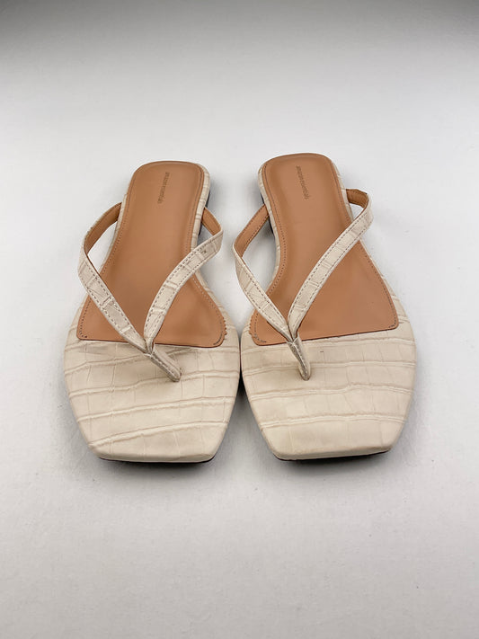 Sandalia Crema Amazon essentials