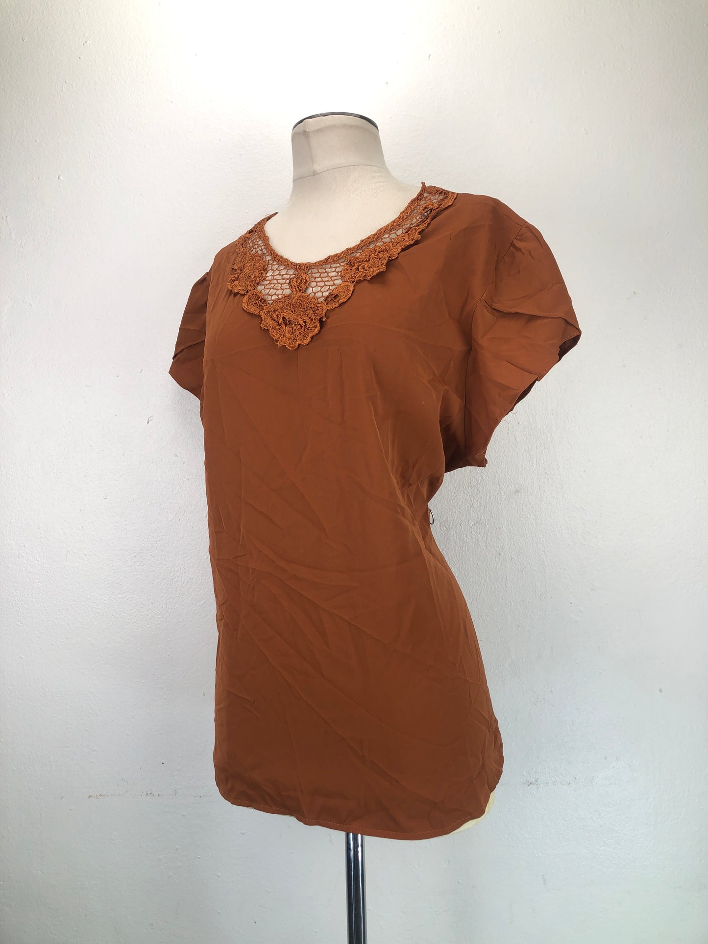 Blusa Marron Variangis