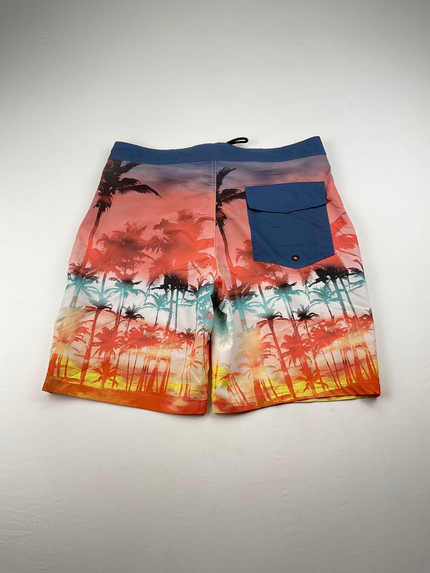 Short Multicolor No Boundaries