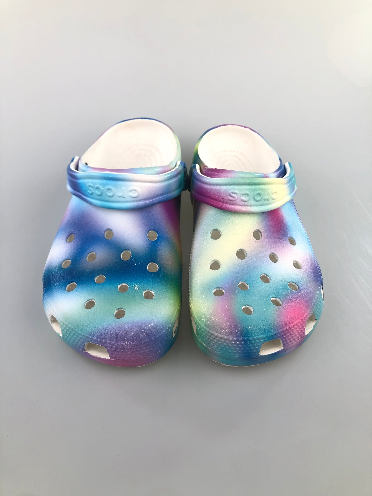 Sandalia Multicolor Crocs