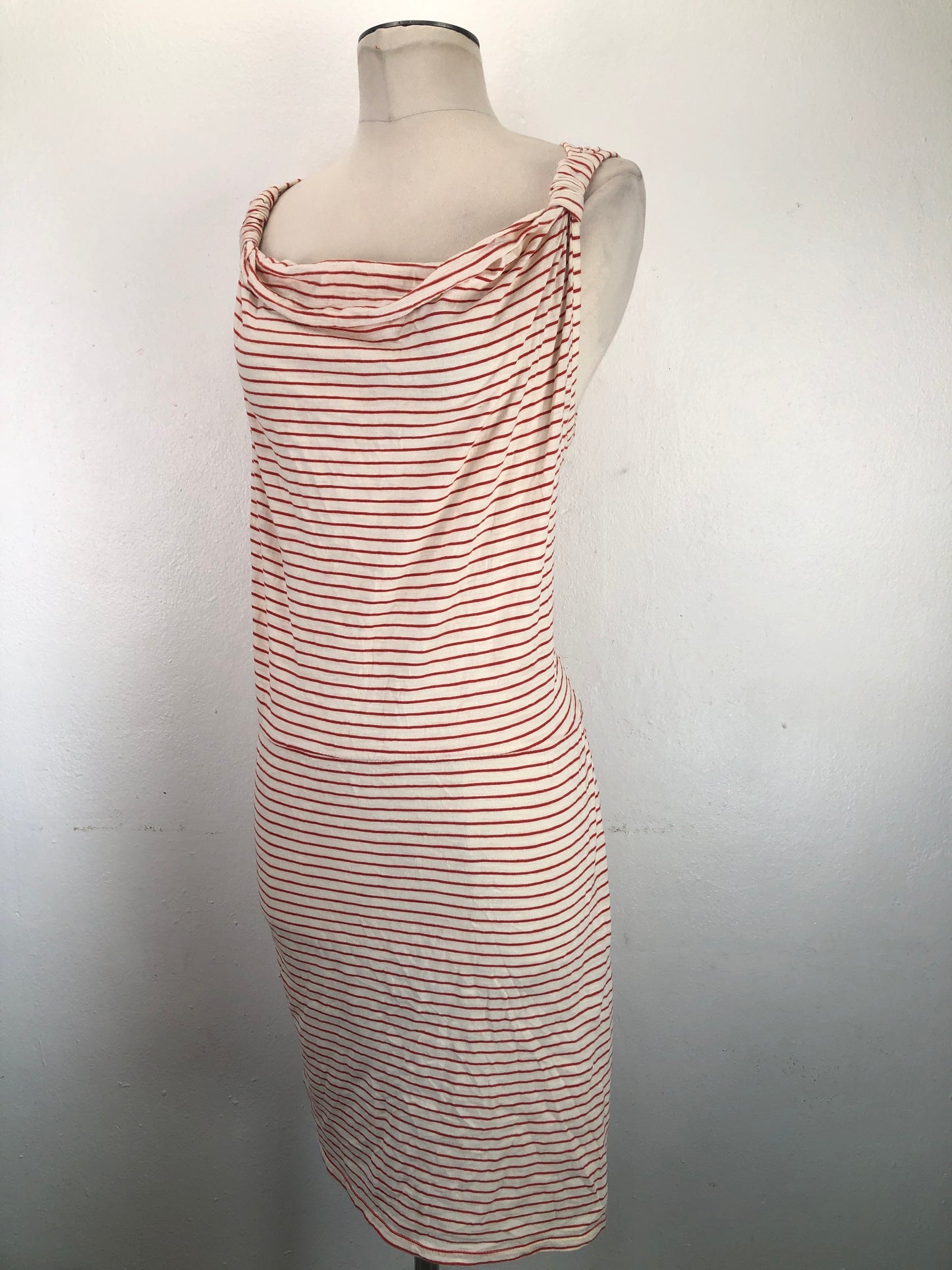 Vestido Crema de Rayas Banana Republic