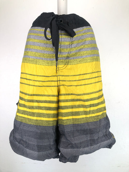 Short Amarillo de Rayas OP