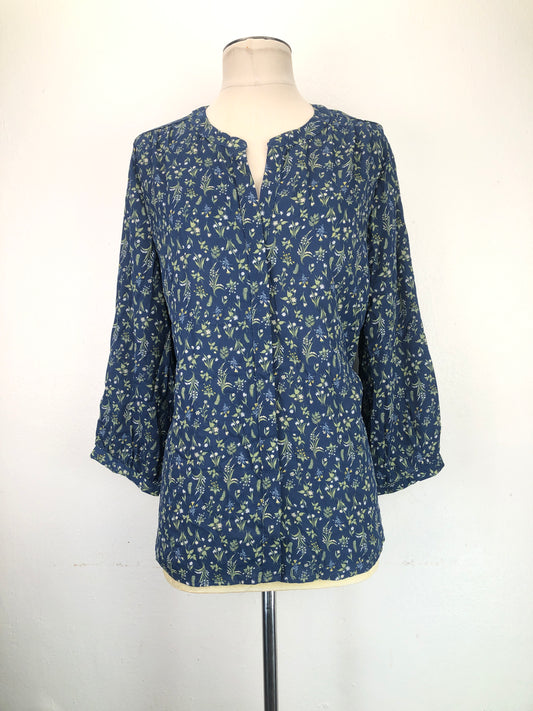 Blusa Gris Azulado Floral Jachs