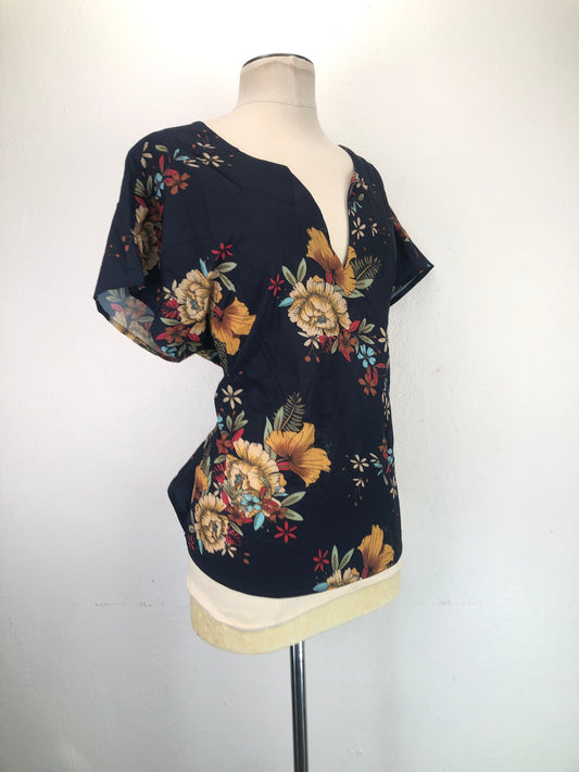 Blusa Azul oscuro Floral Shein