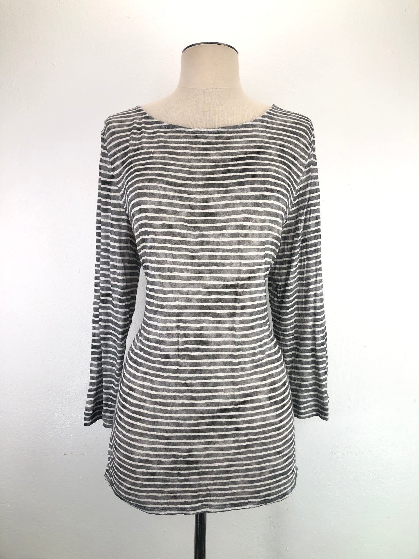 Blusa Rayas Gris Majestic Filatures