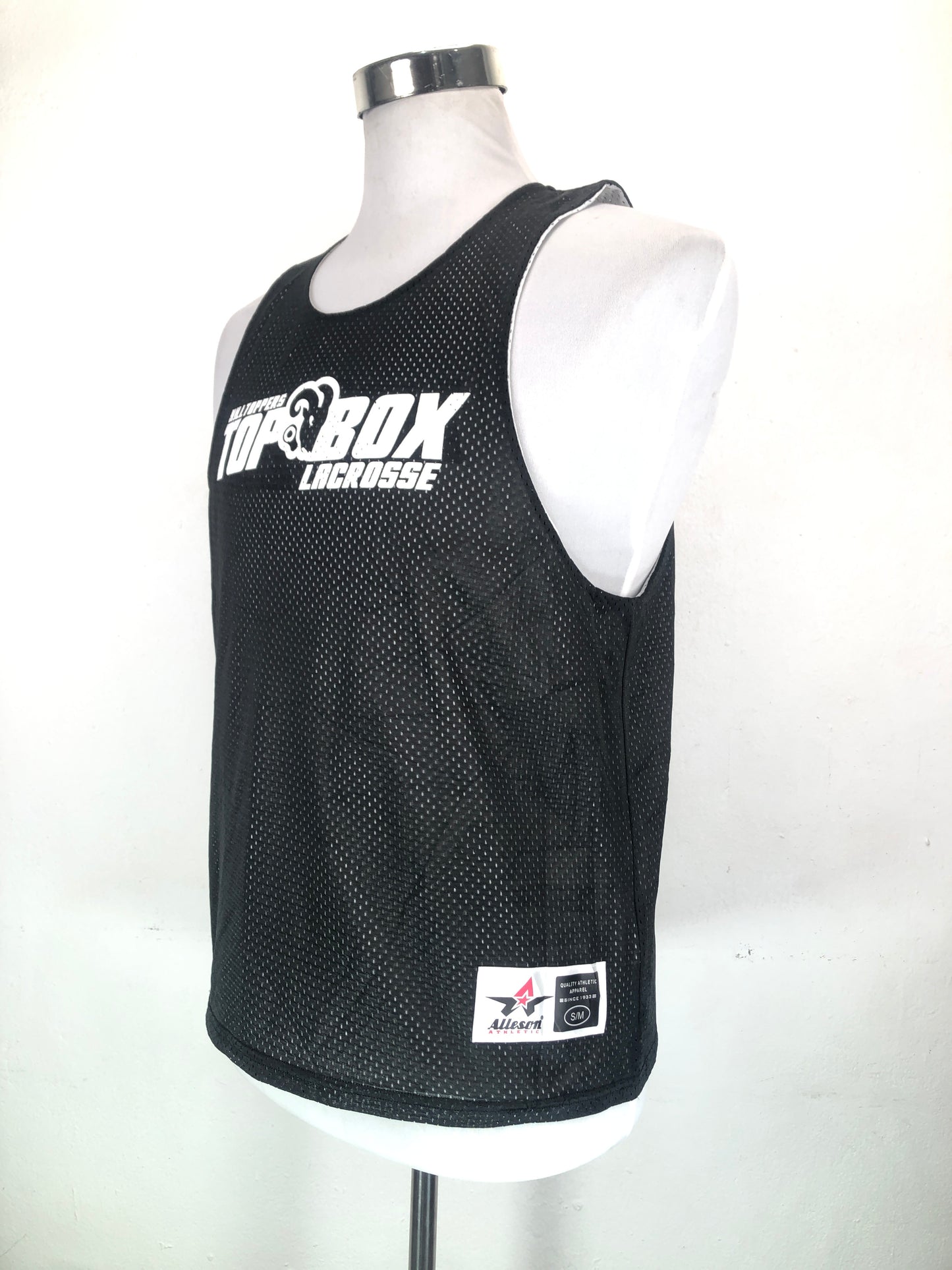 Camiseta Negro Deportivo Aue son