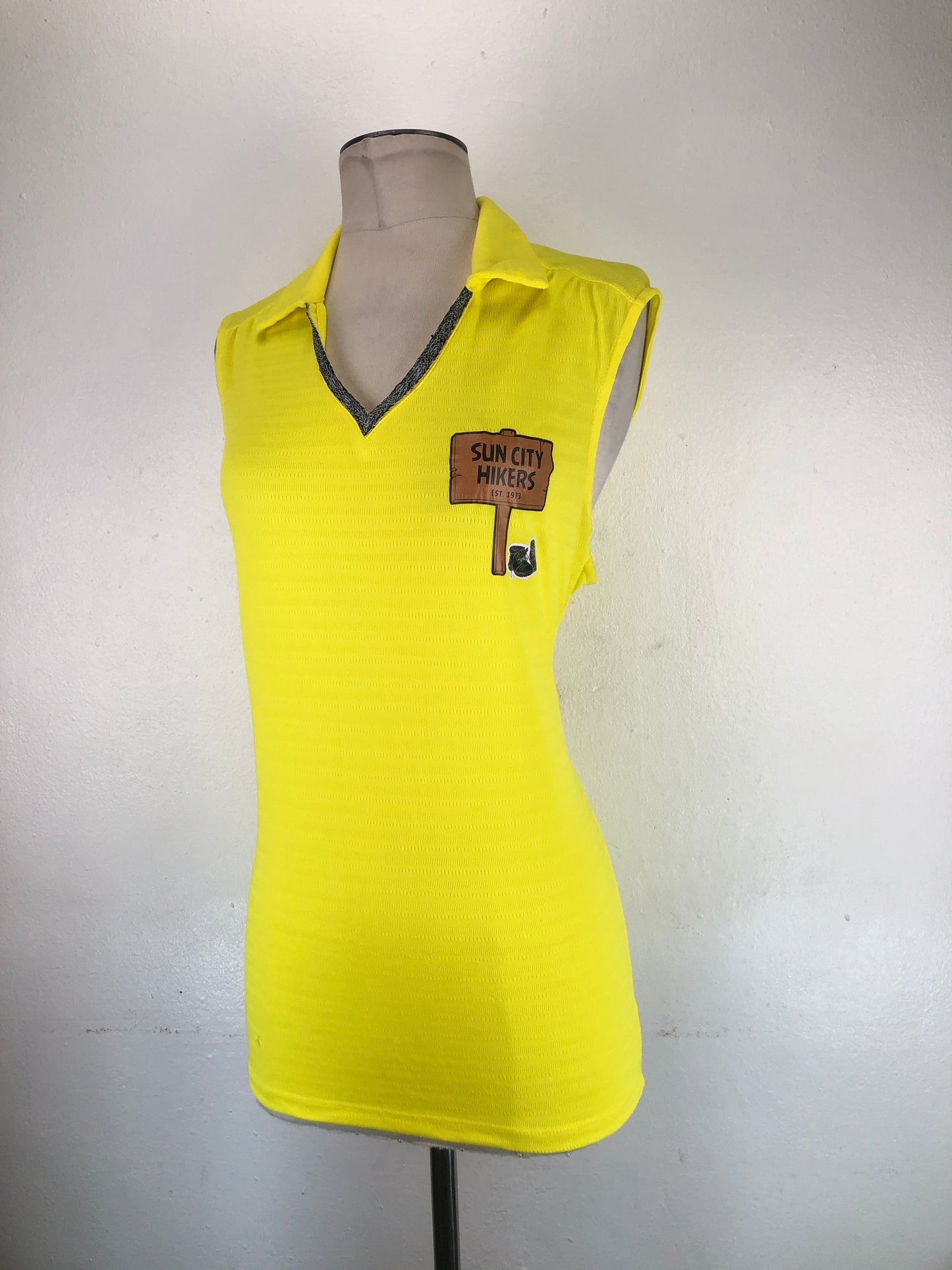 Blusa Amarillo Deportivo Antigua