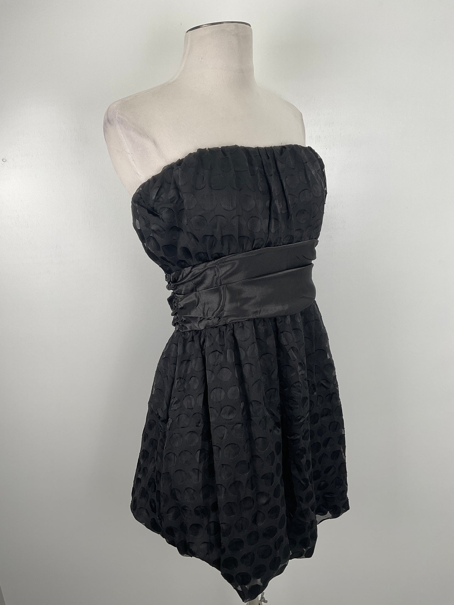 Vestido Negro Snap