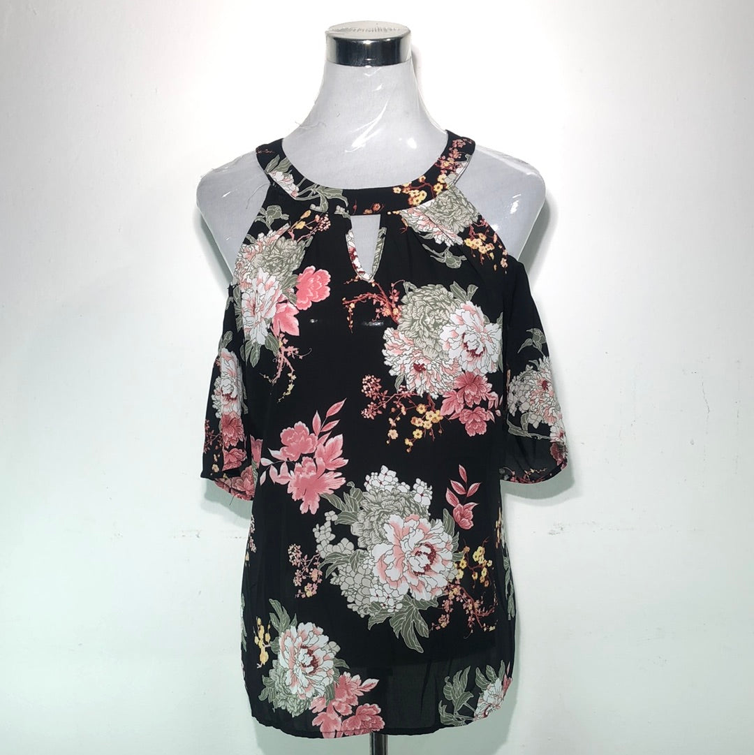 Blusa Negro de Flores A.U.W