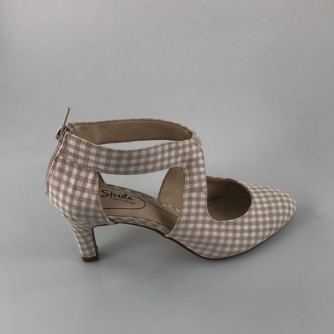 Zapatilla Crema Life Stride