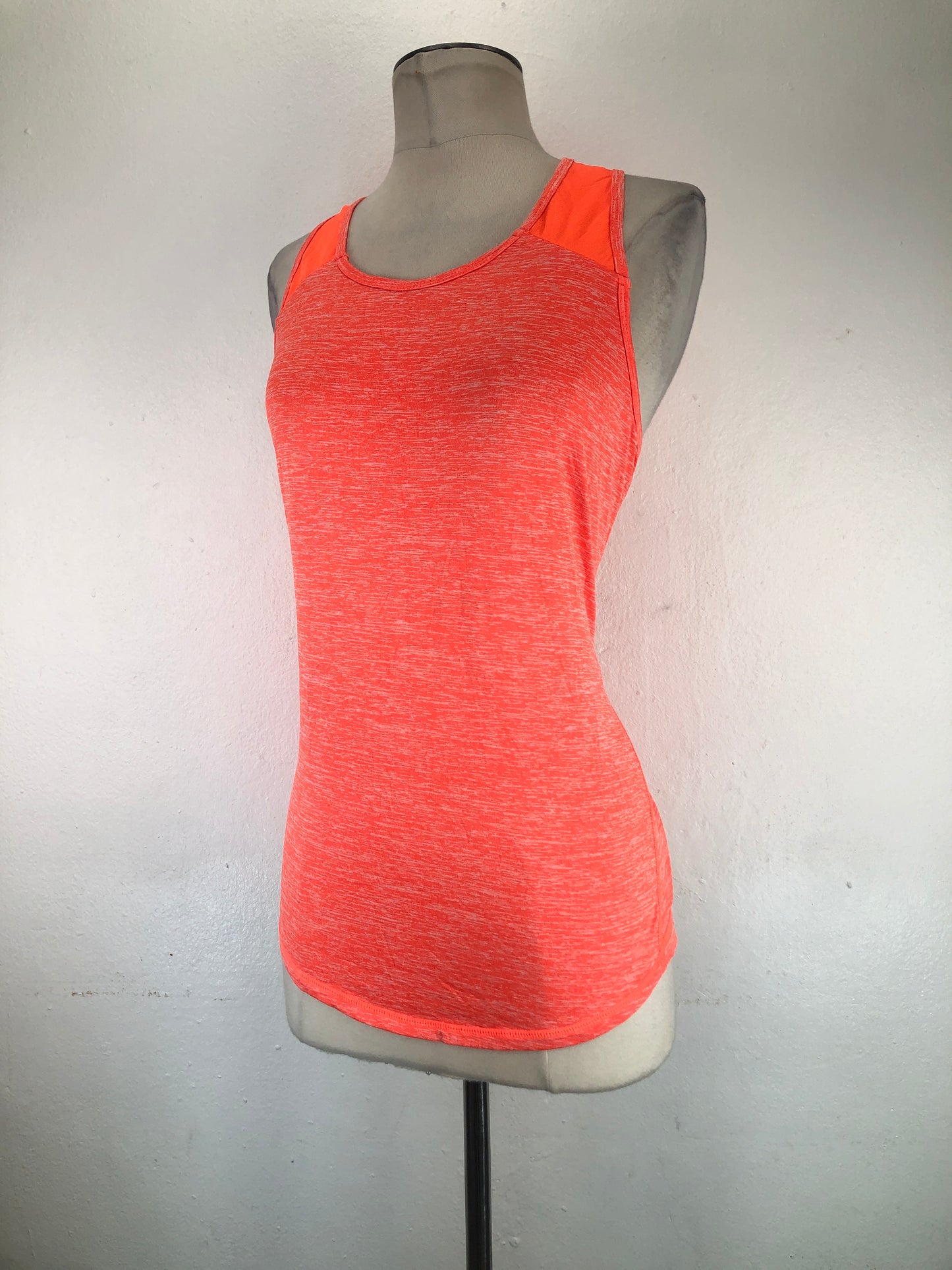 Blusa Naranja Deportivo Variangis
