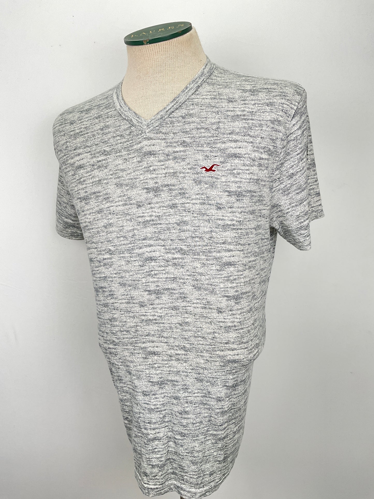 Camiseta Gris Hollister